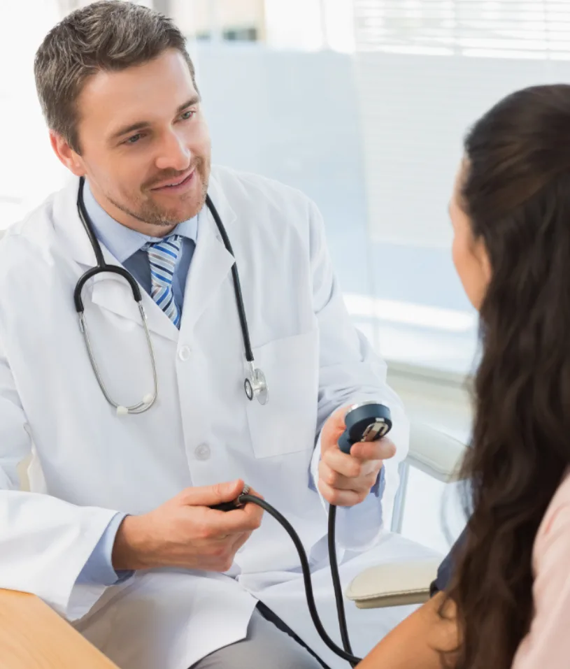 Dr. Maximiliano Flores Flamand — Cardiología Clínica e Intervencionista en CDMX